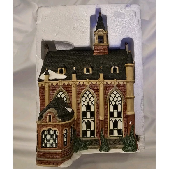 Heartland Valley Village Church by O'Well 2000 Limited Edition Box & Cord - Picture 1 of 12